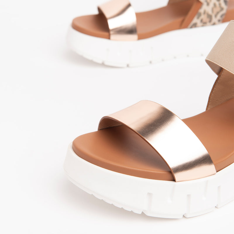 NeroGiardini Platform Leather Sandals in Tan