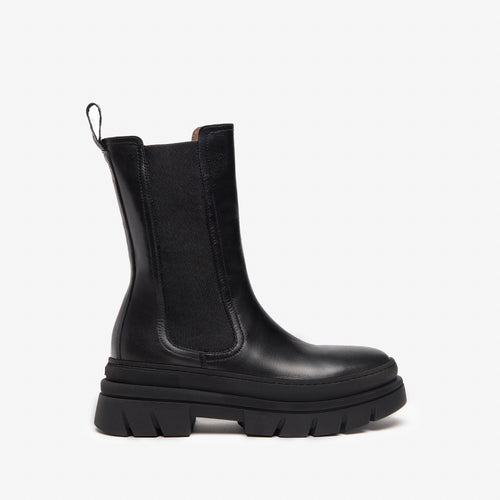 NeroGiardini Black Leather Chelsea Boot
