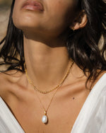 Ava Pearl Pendant Necklace- Ottoman Hands